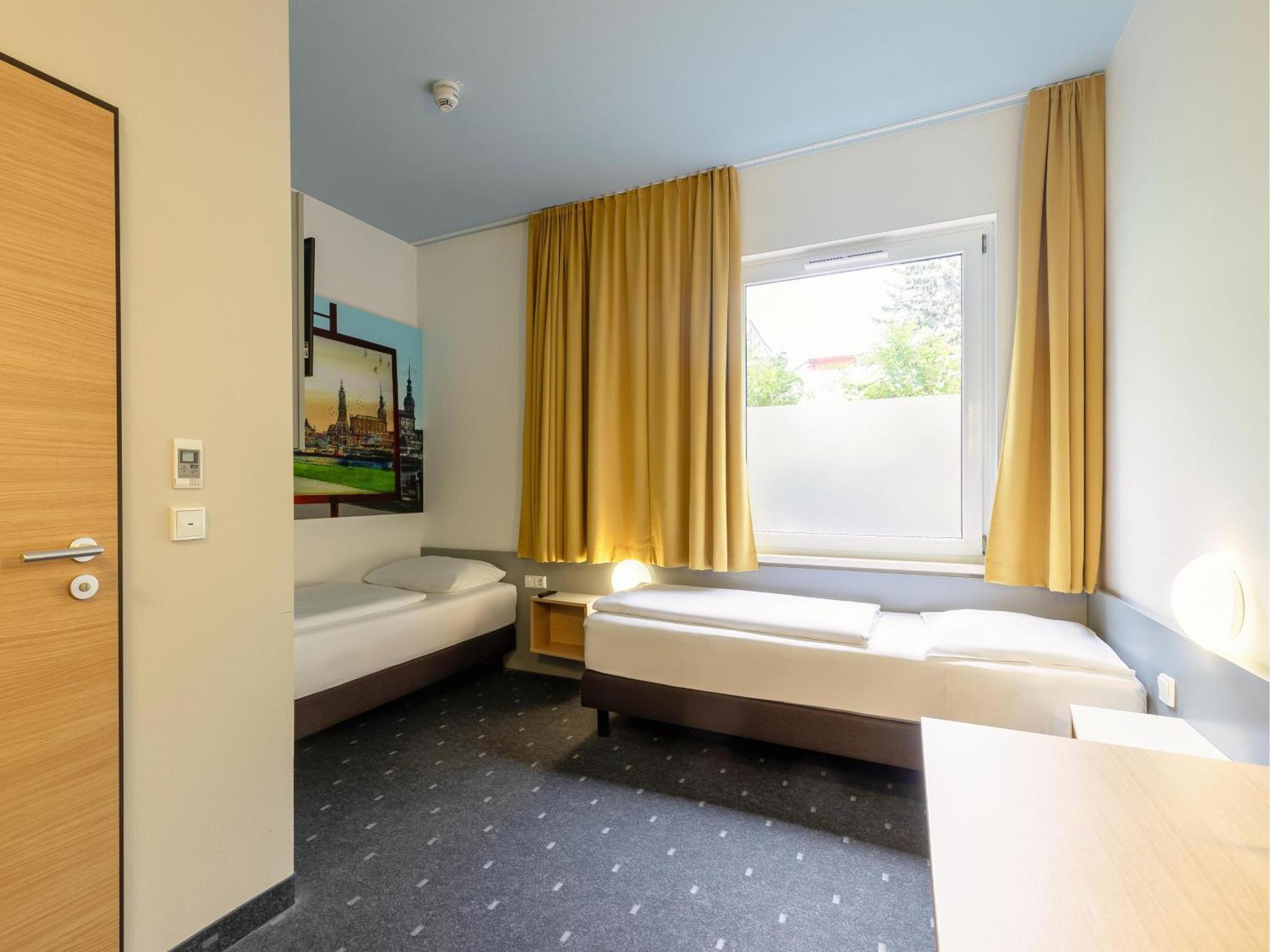 B&B Hotel Dresden-Messe Exterior photo